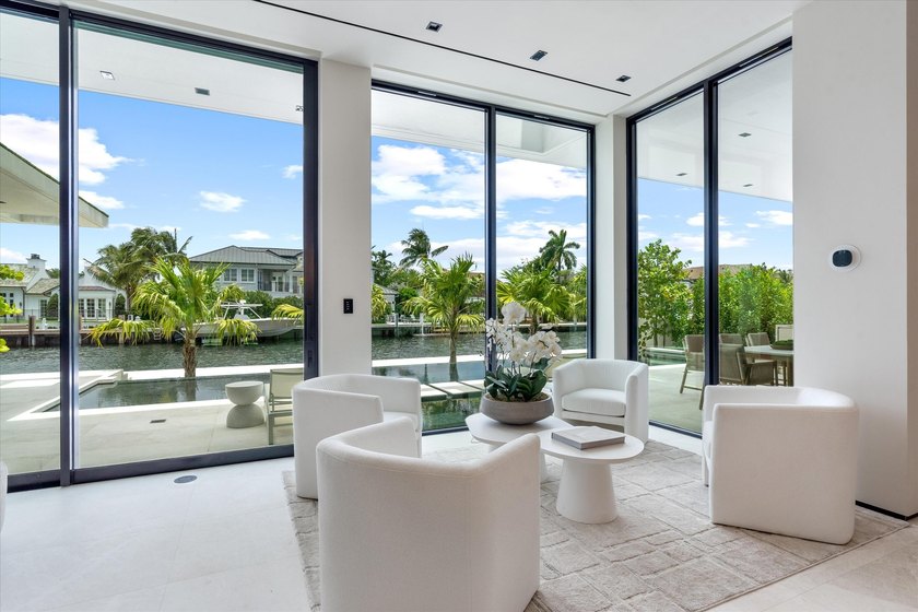 Welcome to Eleven Rio: a tropical modern 3-story poured in place - photo 16