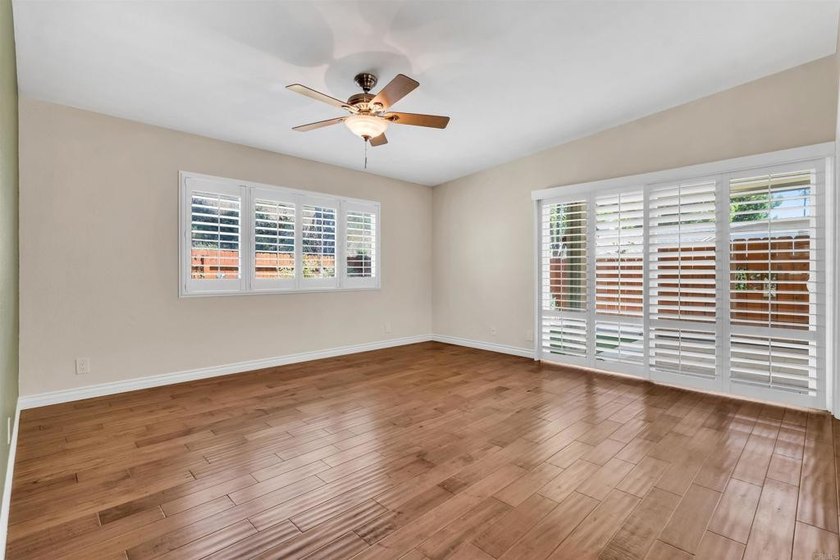 Beautiful single-story home located in *The Cottages*, one of - photo 20