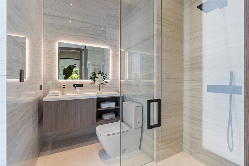 Welcome to Eleven Rio: a tropical modern 3-story poured in place - photo 20