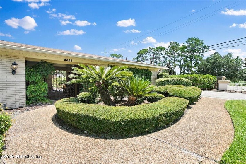 Steps from the St. Johns River and just one mile from The Bolles - photo 2