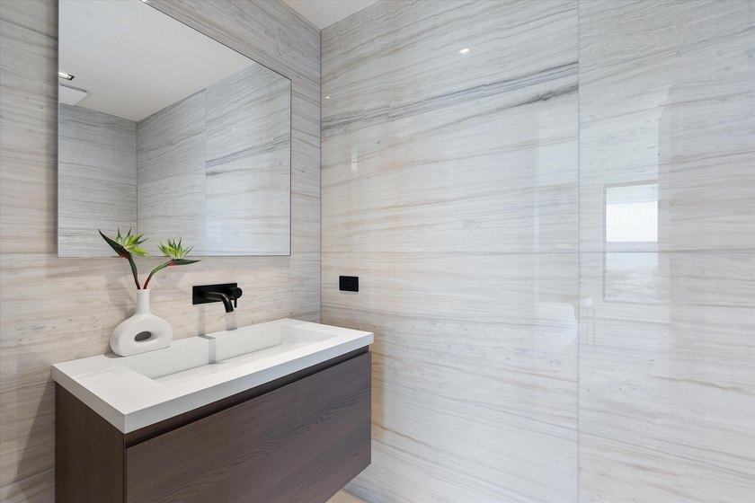 Welcome to Eleven Rio: a tropical modern 3-story poured in place - photo 34