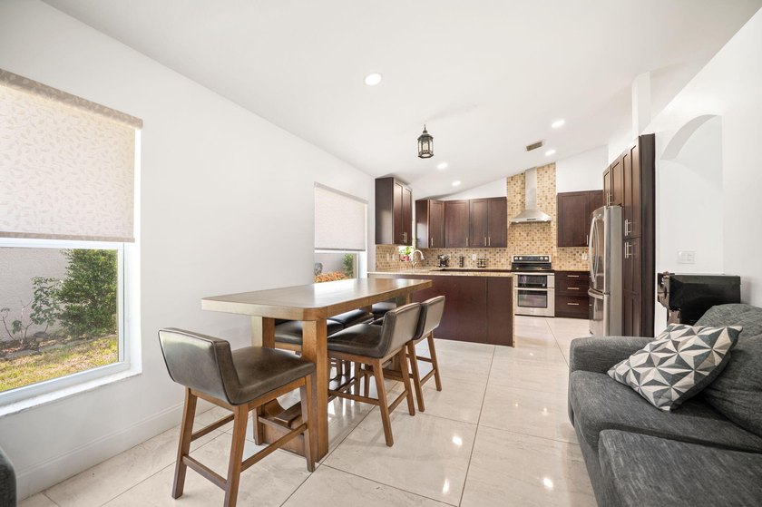 Beautifully updated 3-bedroom, 3-bath home located in the - photo 10