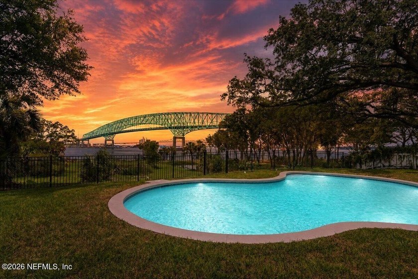 3845 Harbor Drive presents a rare waterfront offering where a - photo 9