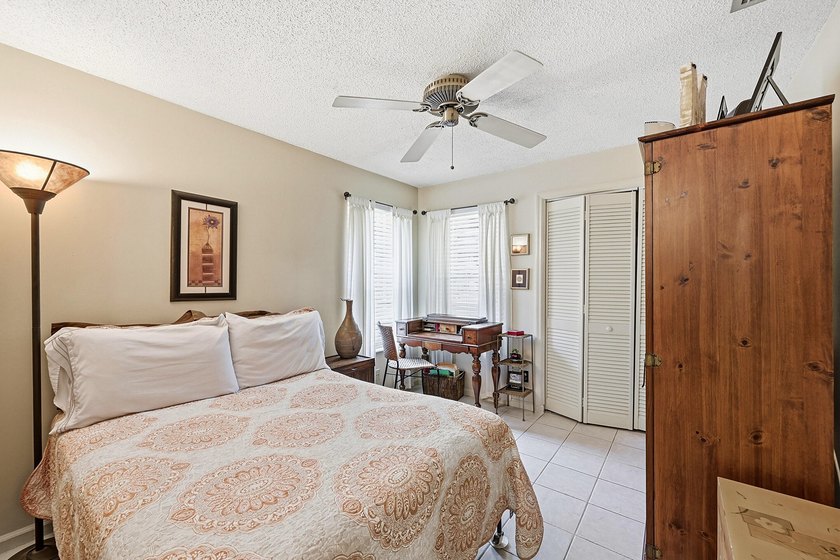 Welcome to Discovery Pointe in Deerfield Beach! This spacious - photo 14