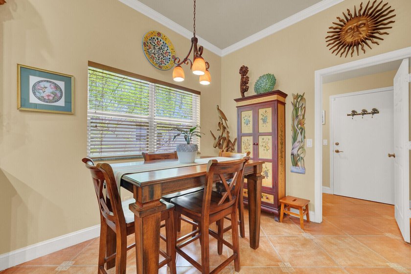 Discover this beautifully maintained 3 bedroom, 2.5 bathroom - photo 10