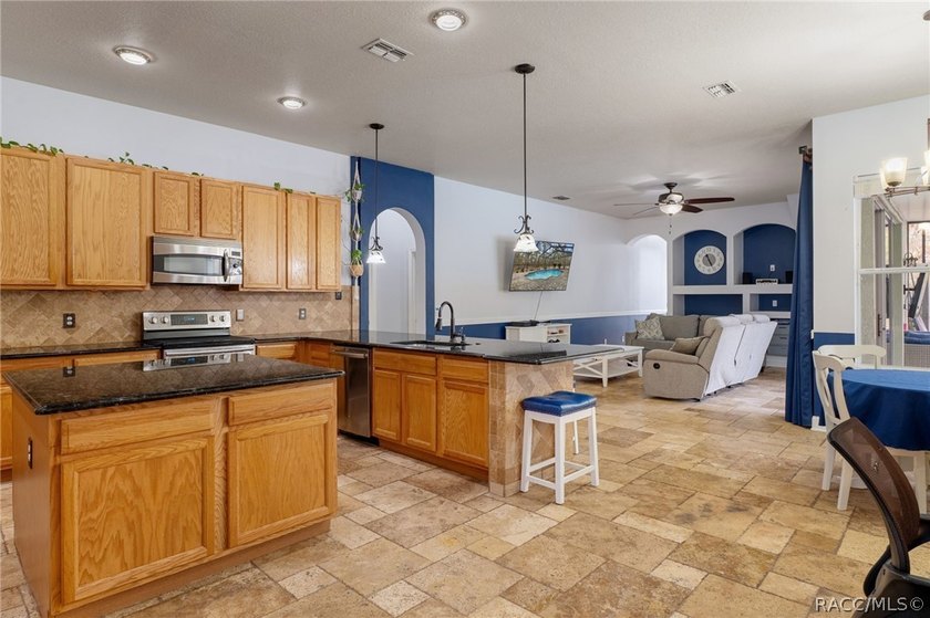 Experience refined Florida living in Homosassa with this - photo 7