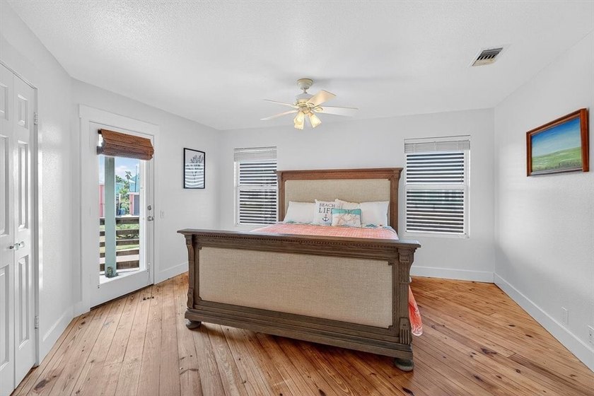 Coveted location &amp; Gulf views! This soulful Old Town home sits - photo 26