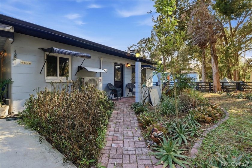 Fantastic  Opportunity! Price Improvement! Welcome home to your - photo 3