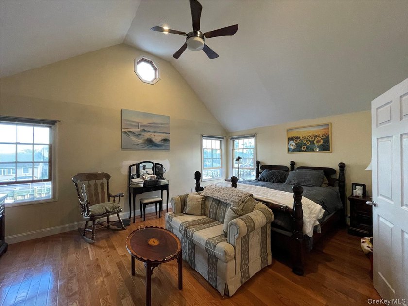 Retired contractor's own home, carefully and meticulously - photo 21