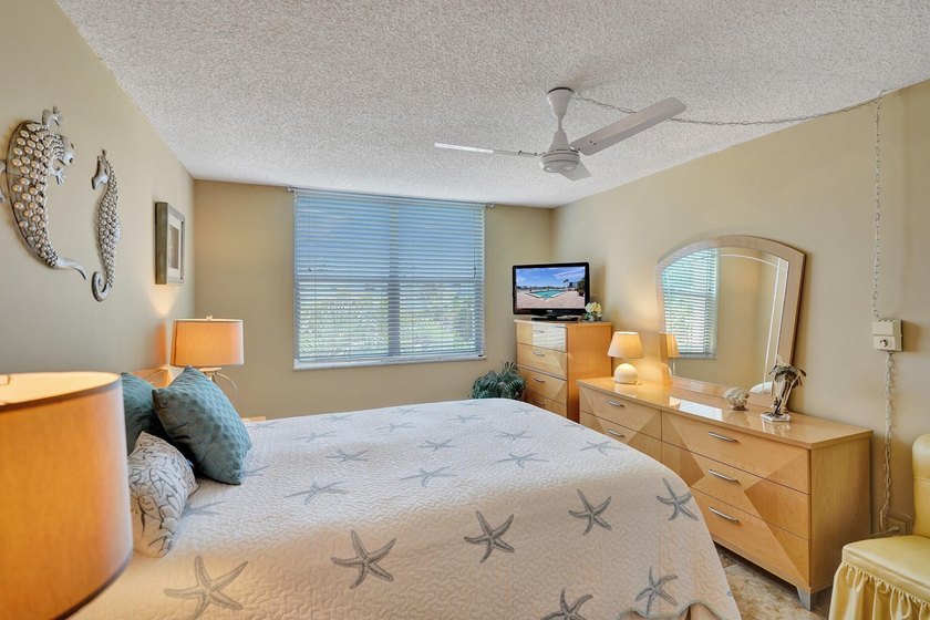 Discover an exceptional value in Seagate of Gulfstream, an - photo 10