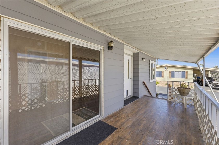 Welcome to comfortable, resort-style living in the 55+ Arroyo - photo 8