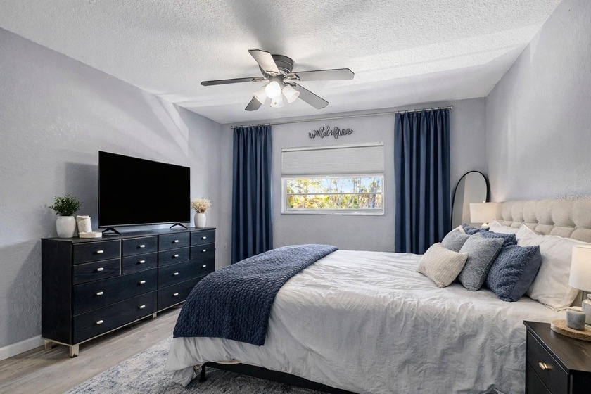 Under contract-accepting backup offers. Welcome to this spacious - photo 11