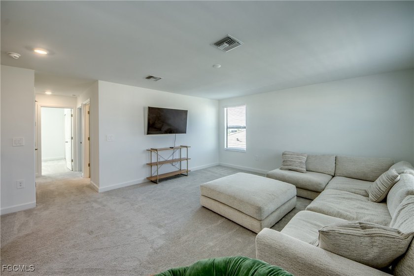 VA BUYERS READ* Home has an assumable VA Home loan with a rate - photo 21