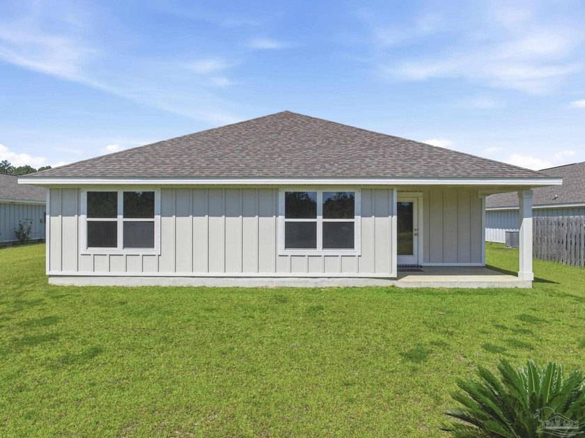 ASK ABOUT THE 4.75% ASSUMABLE LOAN OPPORTUNITY! Welcome home to - photo 26