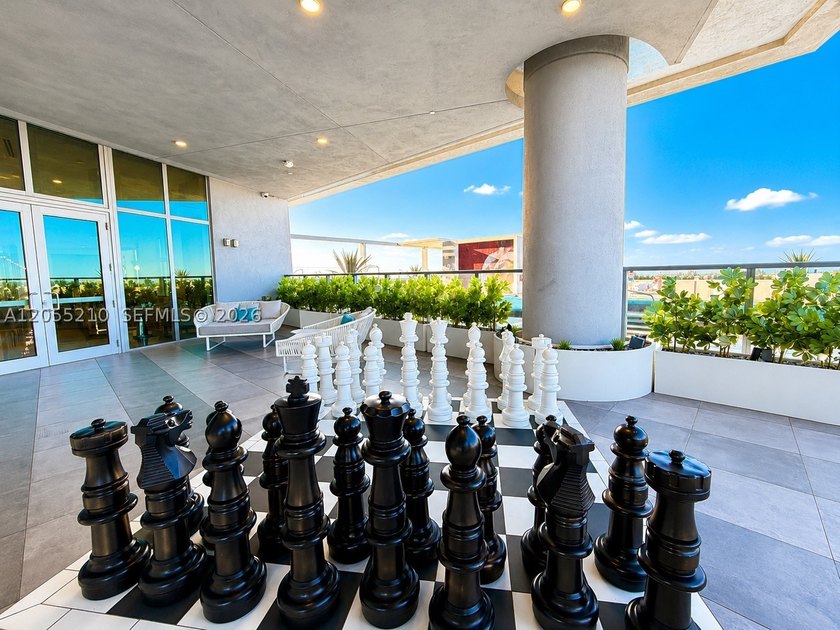 Experience sophisticated luxury living at Metropica North Tower - photo 29