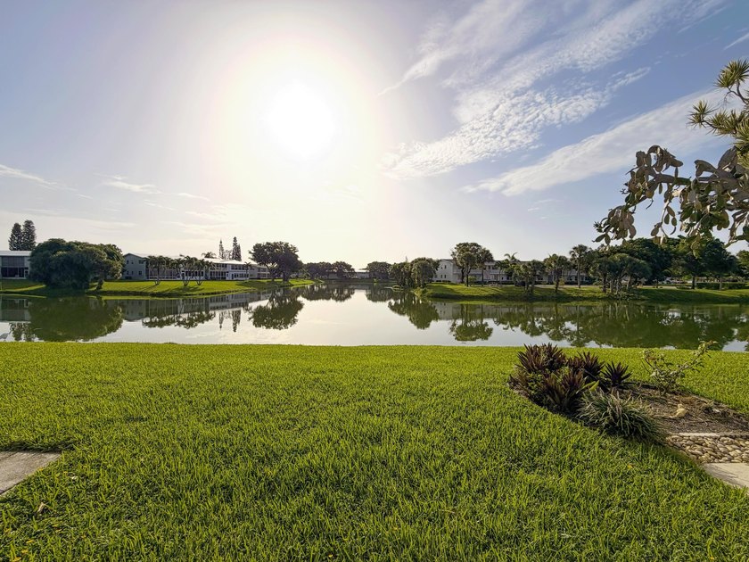 Welcome to your FIRST-FLOOR, LAKE VIEW, 1 BEDROOM CONDO in the - photo 5