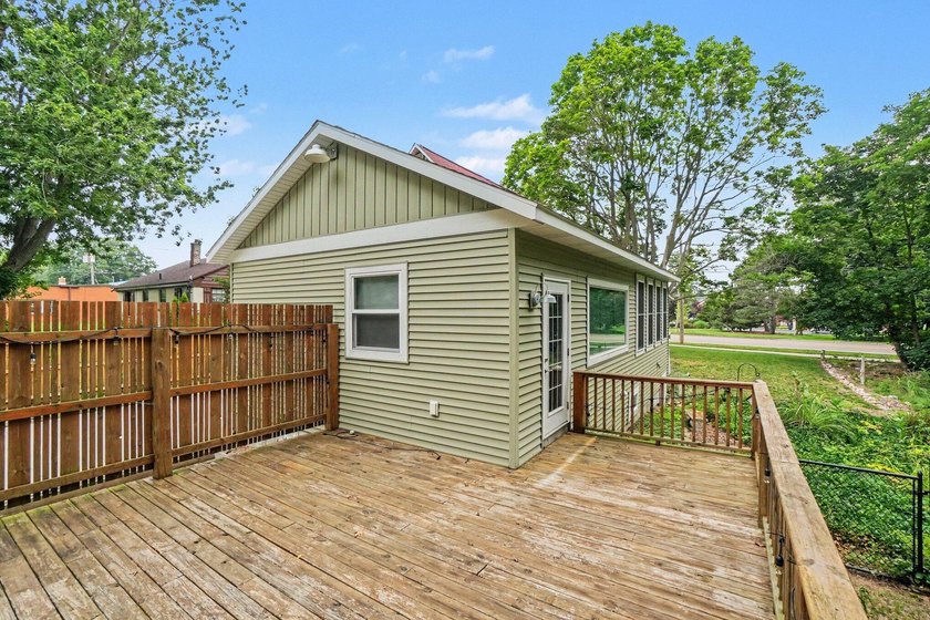 On Market date is Wednesday, July 15. Welcome to your own - photo 18