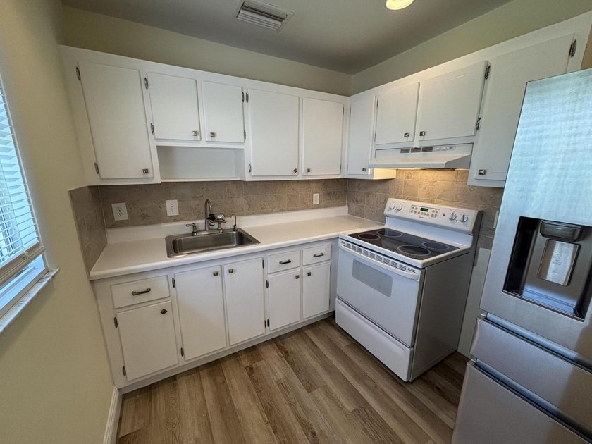 Welcome home to this tastefully remodeled second floor, two - photo 3