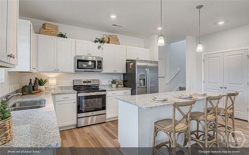 The Lancaster offers over 2,100 sq. ft. of well-designed living - photo 13