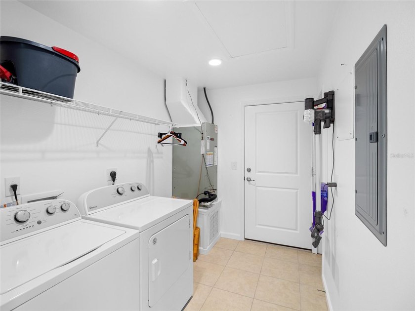 Attractive &amp; homey, well-maintained, single-owner investment - photo 21