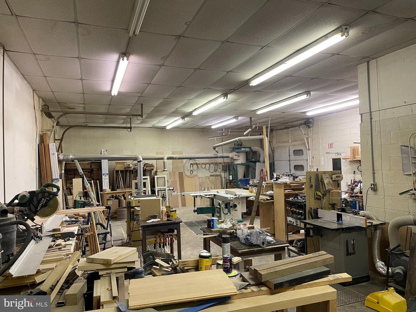 This versatile 18,000+/- square foot commercial property offers - photo 21