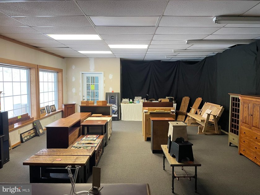 This versatile 18,000+/- square foot commercial property offers - photo 25
