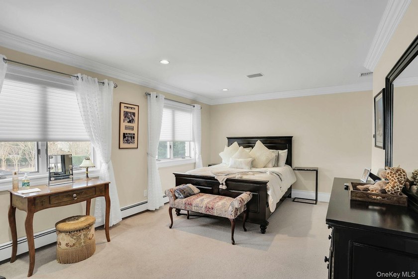 Privately gated, prestigious waterfront home in the heart of - photo 35