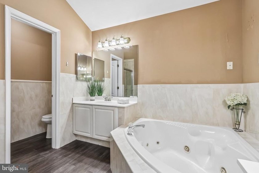 Experience low-maintenance luxury living in this beautifully - photo 39