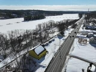 Tremendous commercial opportunity in a high-visibility location - photo 8