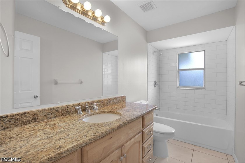 Welcome to 1601 NW 16th Terrace, a beautifully maintained - photo 16