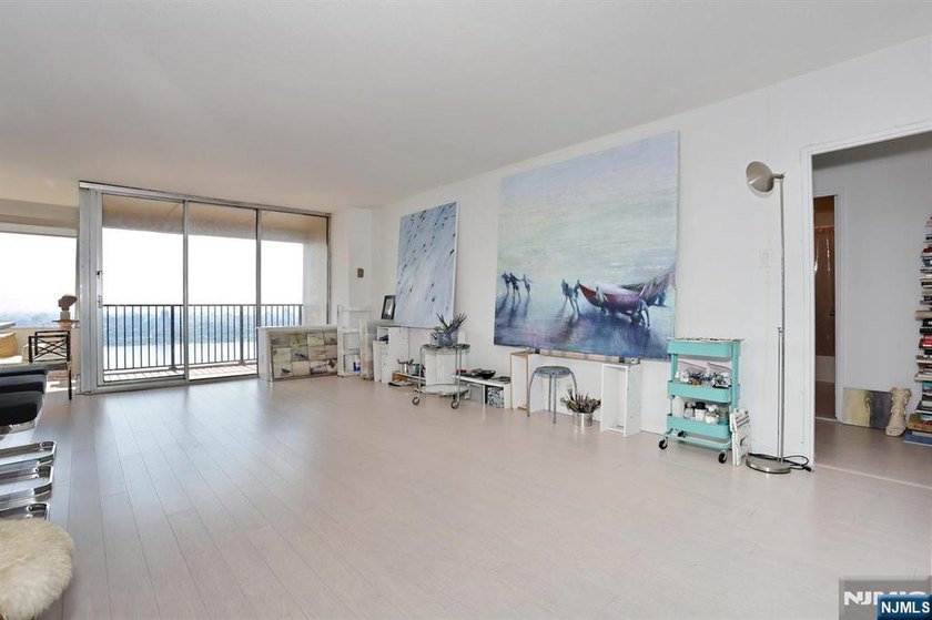 Welcome to your private retreat in the sky at Horizon House - photo 16