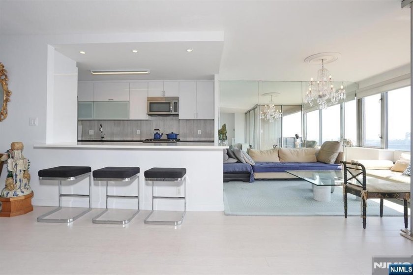 Welcome to your private retreat in the sky at Horizon House - photo 23