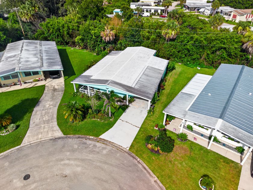 Active 55+ community with 3 pools and clubhouses, Tennis - photo 8