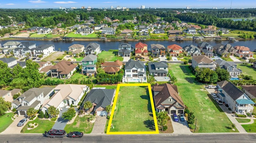 Nestled within the prestigious gated community of Carolina - photo 11