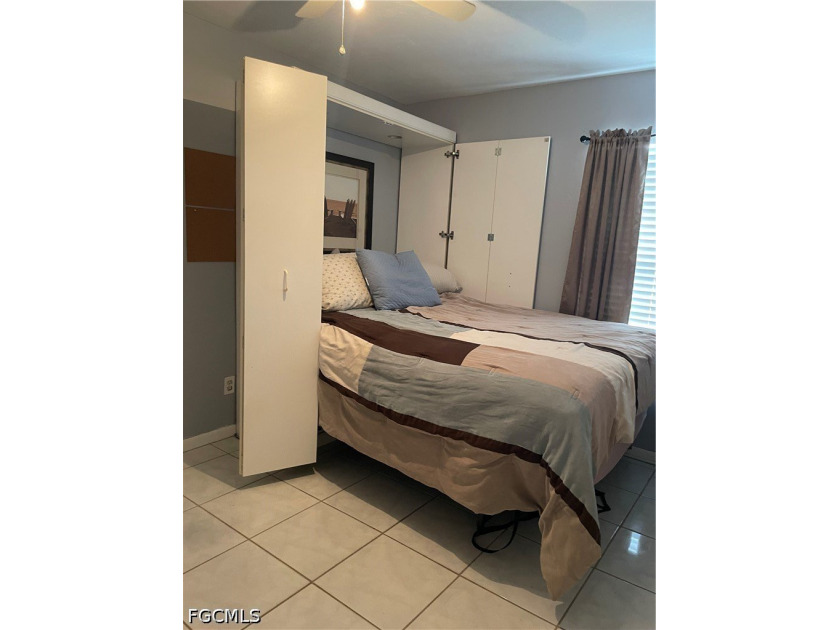 Great location in Fort Myers Shores. Close to Route 31 and - photo 15