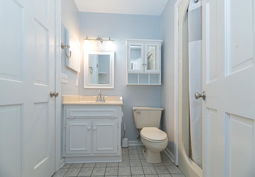Welcome to coastal living in the desirable Shorewood community - photo 17