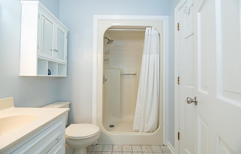 Welcome to coastal living in the desirable Shorewood community - photo 18