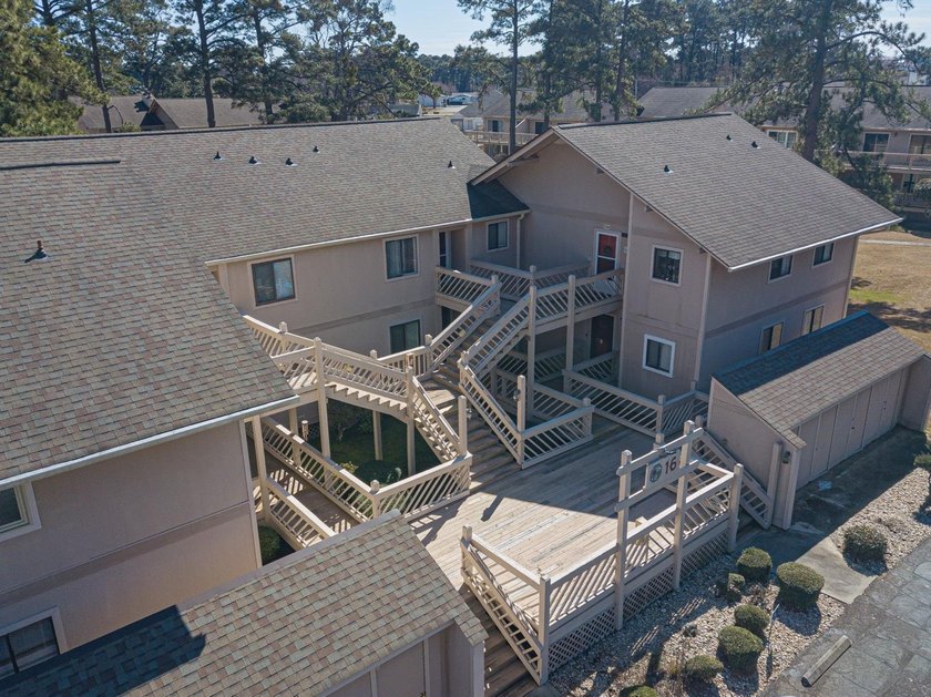 Welcome to coastal living in the desirable Shorewood community - photo 26