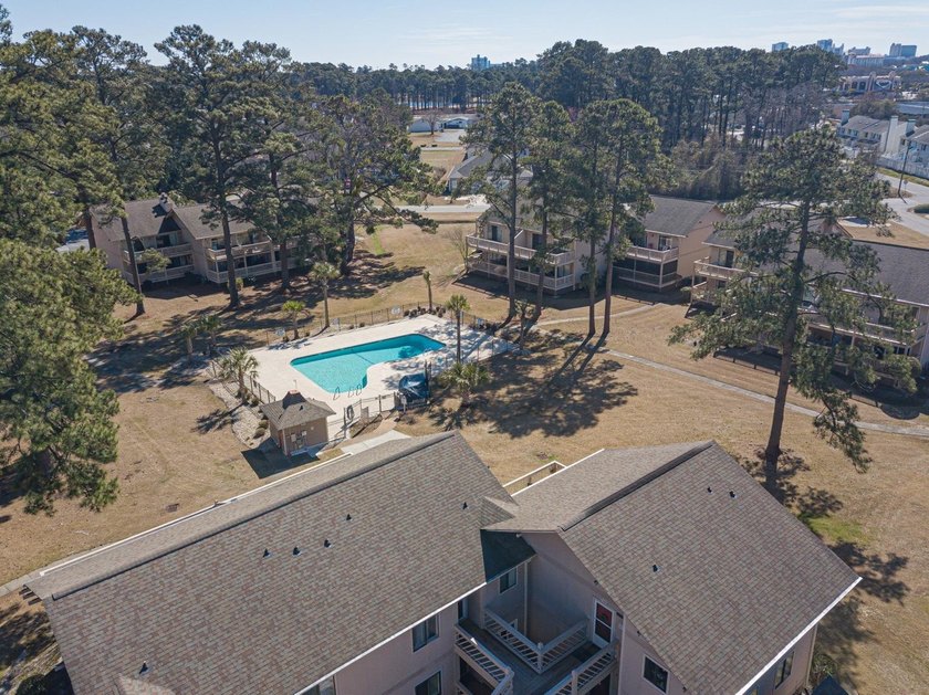 Welcome to coastal living in the desirable Shorewood community - photo 27