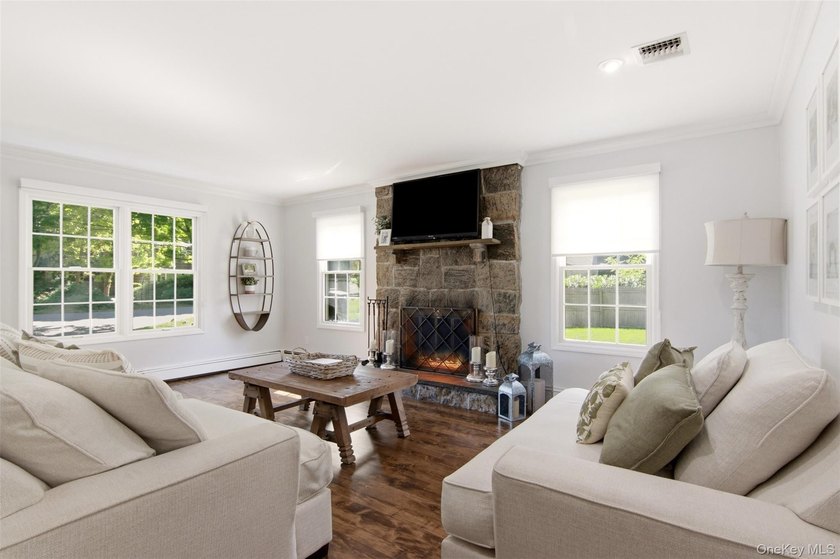 Stunning 4-bedroom, 2.5 bath Colonial nestled on a quiet - photo 13