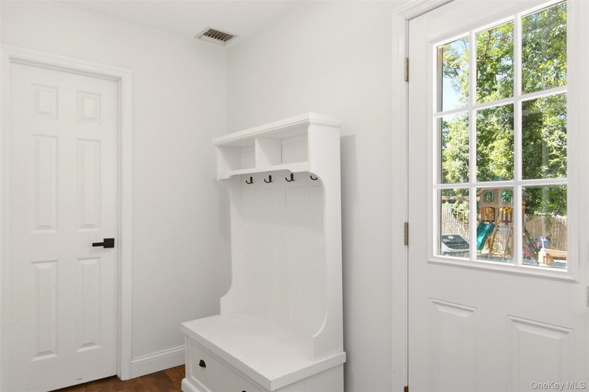 Stunning 4-bedroom, 2.5 bath Colonial nestled on a quiet - photo 15