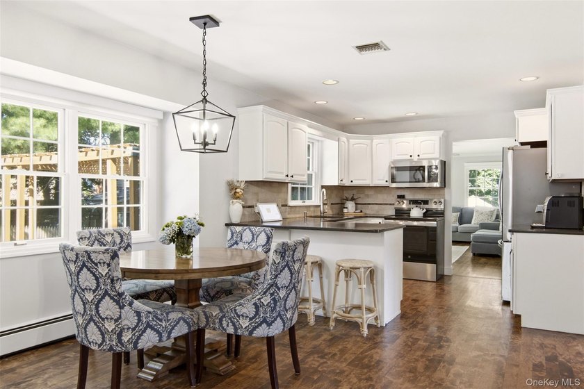 Stunning 4-bedroom, 2.5 bath Colonial nestled on a quiet - photo 17
