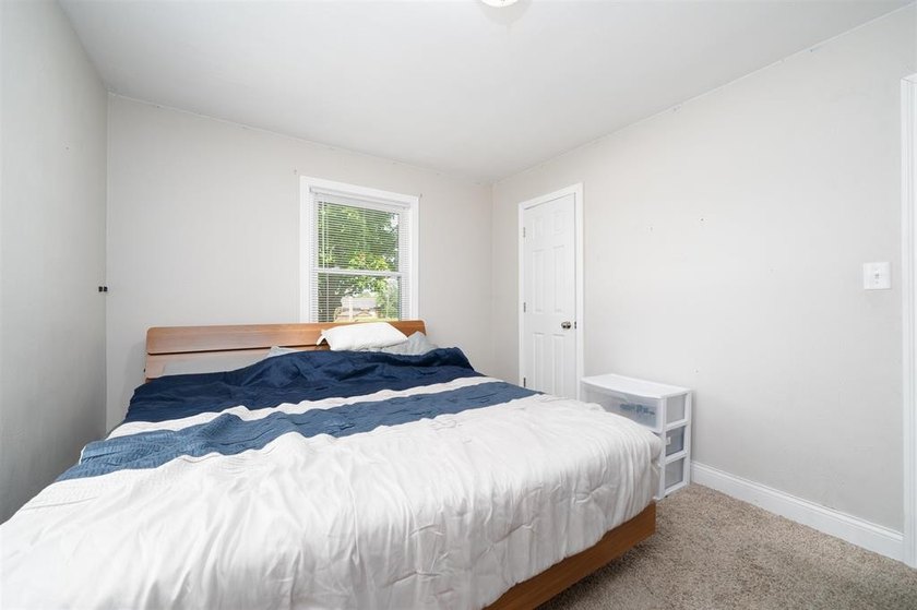 Welcome to this charming 3-bedroom, 1-bath brick home nestled in - photo 20