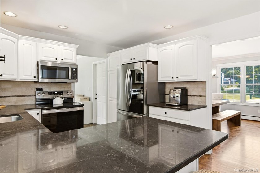 Stunning 4-bedroom, 2.5 bath Colonial nestled on a quiet - photo 24