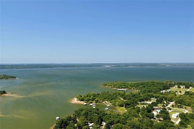SWEET WATERFRONT PACKAGE AT AN INCREDIBLE VALUE! If you've been - photo 14