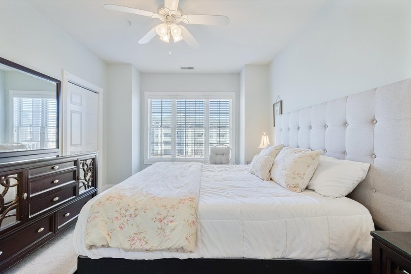 This amazing 3rd floor, end unit, in popular Magnolia North, is - photo 28