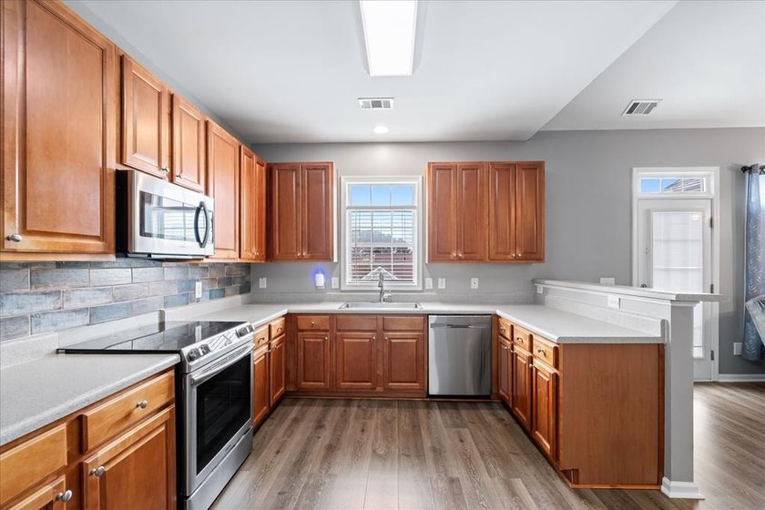 LOOKING FOR STORAGE SPACE MOST HOMES NO LONGER OFFER? Finding a - photo 6