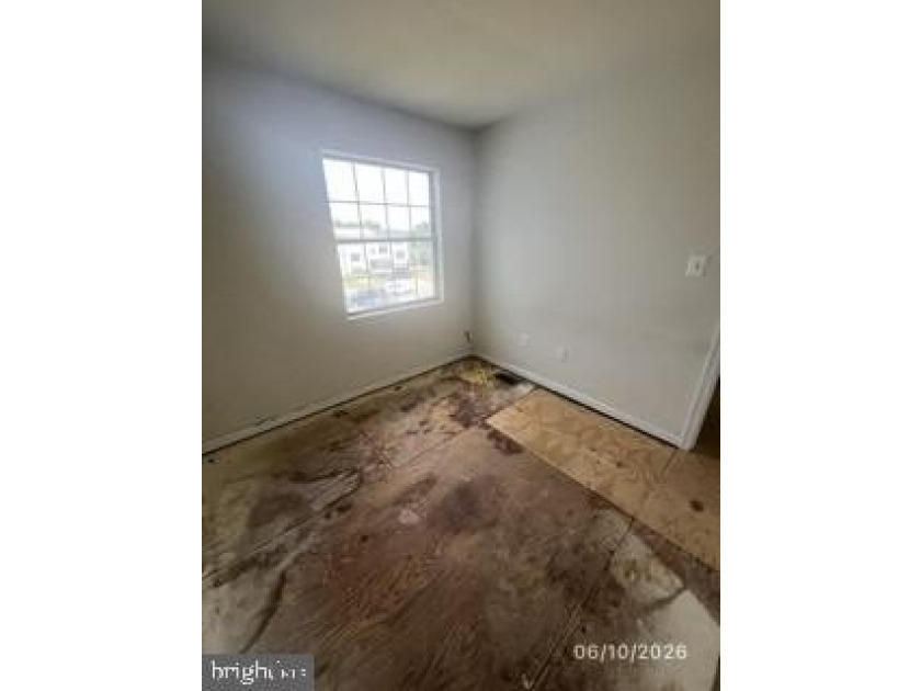 Wonderful Opportunity in Annapolis! Unlock the potential of this - photo 8