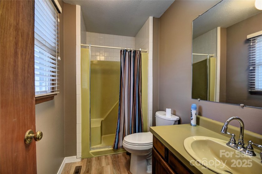 What a versatile property! Are you looking for a - photo 22