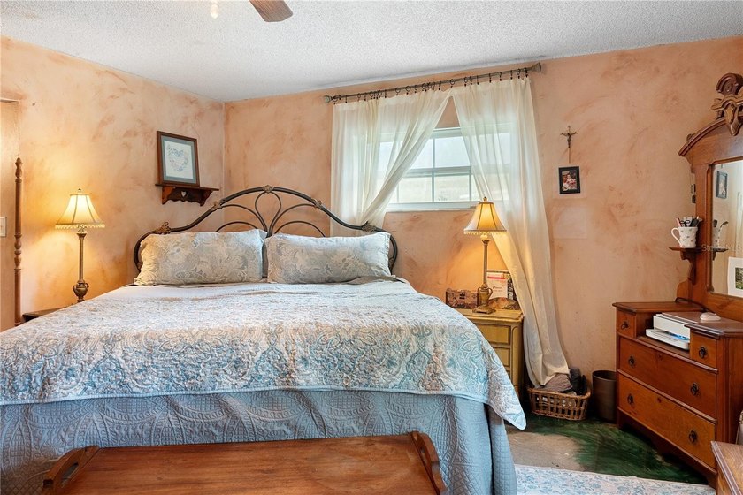 Under contract-accepting backup offers. Spacious 4-Bedroom Home - photo 10